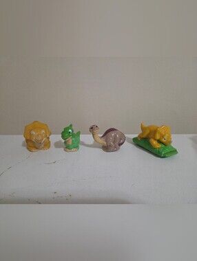 Vintage 1997 Land Before Time Dinosaur Toy Burger King Set Of 4